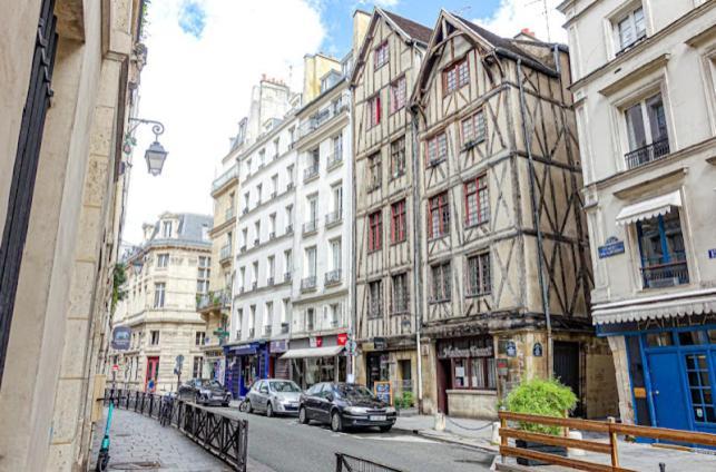 Appartement Quartier Dans Le Marais Hotel De Ville Paris Exterior photo