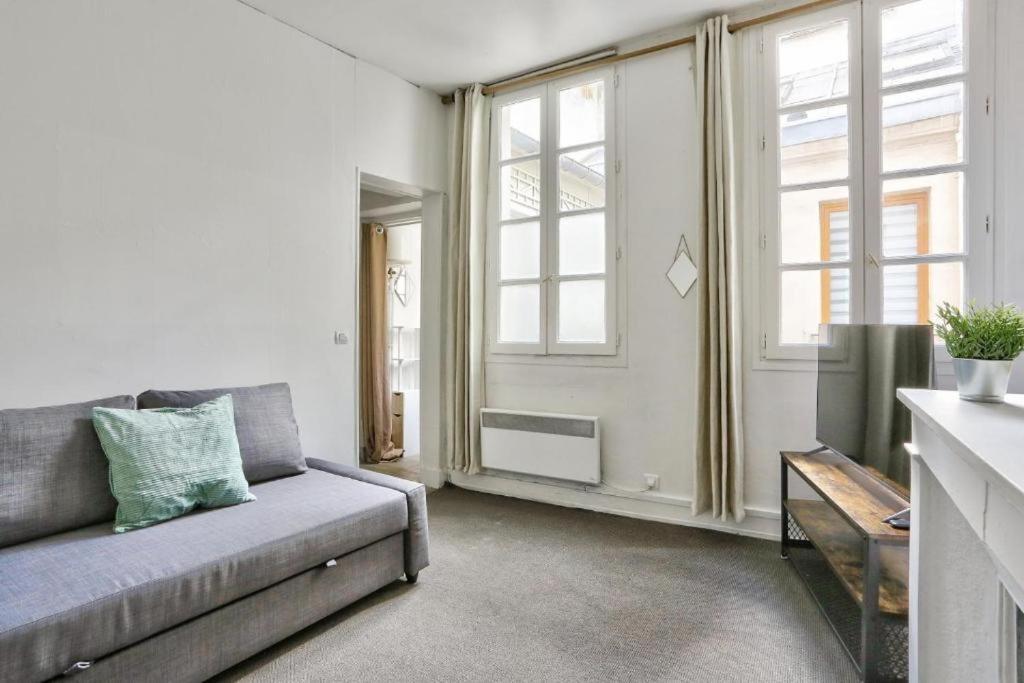 Appartement Quartier Dans Le Marais Hotel De Ville Paris Exterior photo